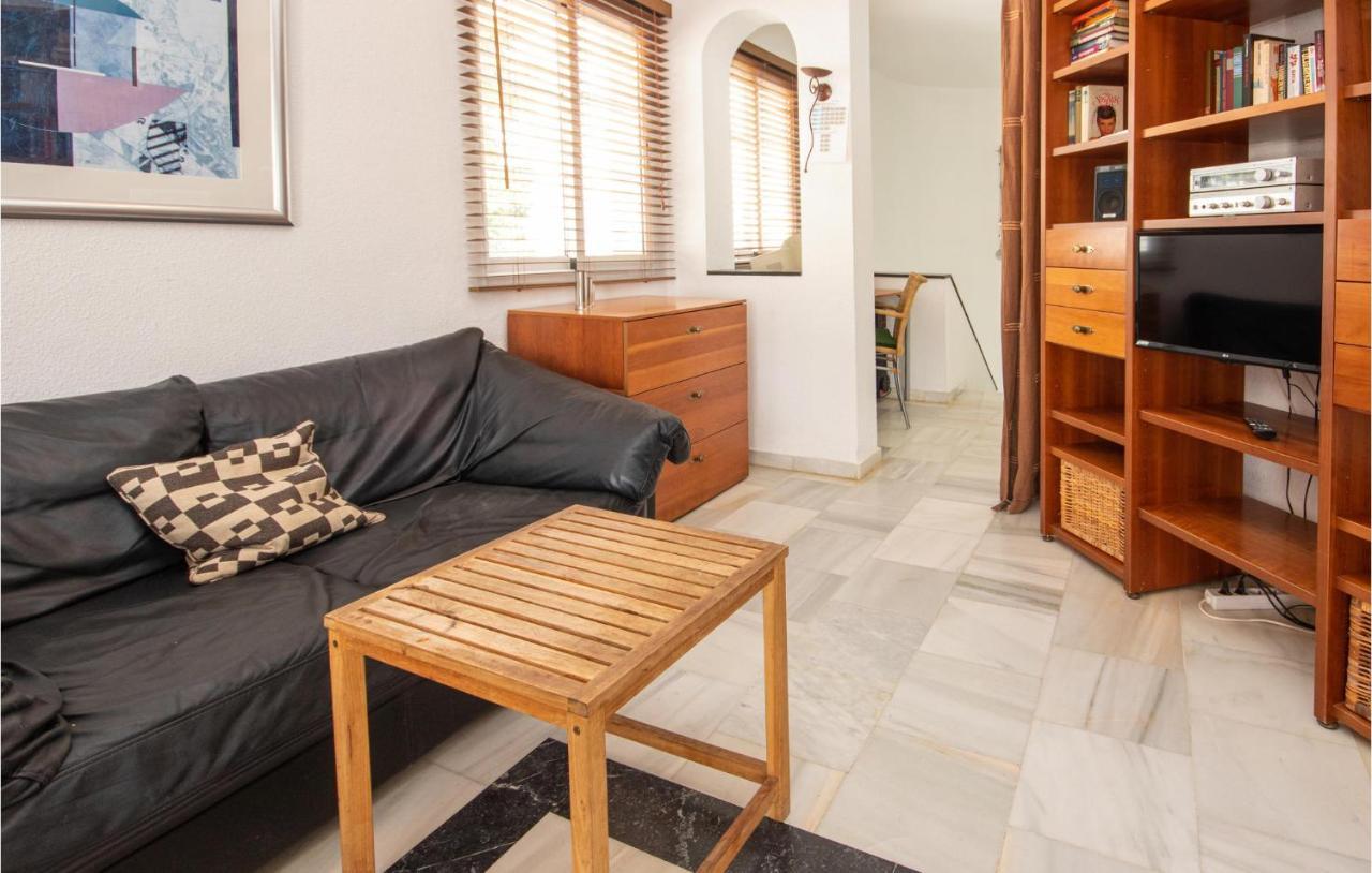 Nice Apartment In Mijas Costa With Kitchen Fuengirola Dış mekan fotoğraf